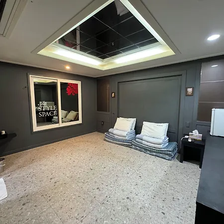 Songjeong Coco Hotel