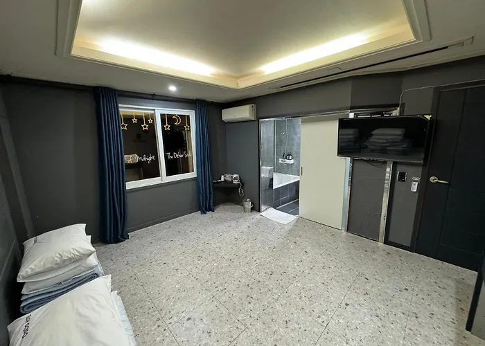 Hotel Songjeong Coco 2*