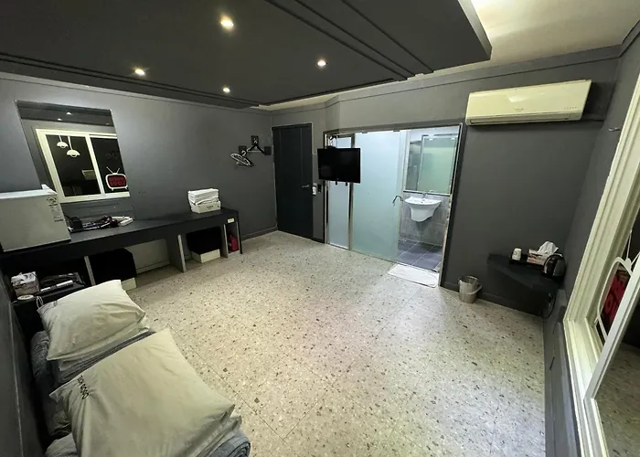 Songjeong Coco Hotel 2*