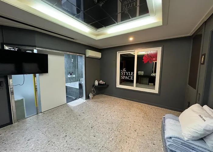 Hotel Songjeong Coco