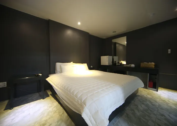 Songjeong Coco Hotel 2*